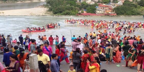 हरिबोधनी एकादशी आज : कालीगण्डकी नदीमा स्नान गर्न हजारौँ भक्तजनको भीड
