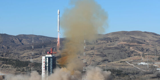 चीनद्वारा नयाँ अप्टिकल उपग्रह प्रक्षेपण