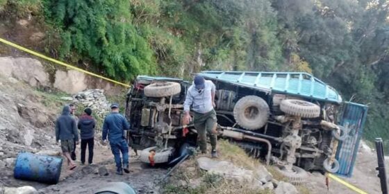 कर्णाली करिडोरमा मिनी ट्रक दुर्घटना : दुई जनाको मृत्यु