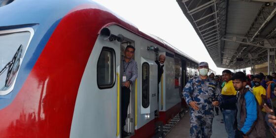 नेपालमा नै गुड्यो रेल, लामो समयदेखि थन्किएको रेलको गरियो परीक्षण