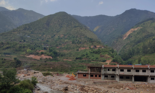 अव्यवस्थित ग्रामीण सडकले कुरुप बन्दै गाउँ